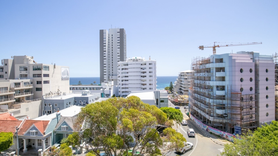 3 Bedroom Property for Sale in Fresnaye Western Cape